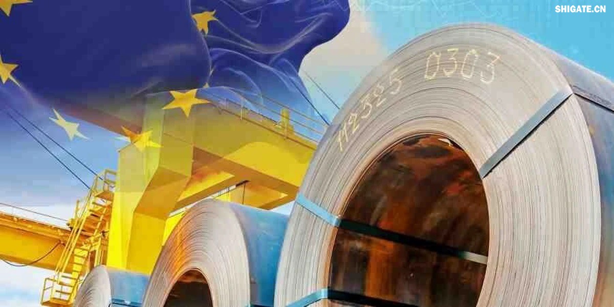 你聽說過歐洲"鋼鐵心臟"萎縮的消息嗎？為什么曾經(jīng)強(qiáng)大的歐盟鋼鐵產(chǎn)業(yè)如今正在迅速崩塌？特朗普政府重啟的25%鋼鐵關(guān)稅究竟給歐洲造成了多大沖擊？在全球貿(mào)易保護(hù)主義重燃的今天，歐盟的慘痛教訓(xùn)對(duì)中國有何警示意義？數(shù)據(jù)顯示，2025年一季度，歐盟對(duì)美鋼鐵出口同比驟降42%，損失約150萬噸訂單和45億歐元收入。與此同時(shí)，中國鋼鐵卻逆勢增長，2024年出口量突破1.11億噸，創(chuàng)下8年來新高。這背后有哪些產(chǎn)業(yè)鏈布局的深層差異？中國又該如何從歐盟的失敗中吸取經(jīng)驗(yàn)，打贏未來全球貿(mào)易的三大突圍戰(zhàn)？